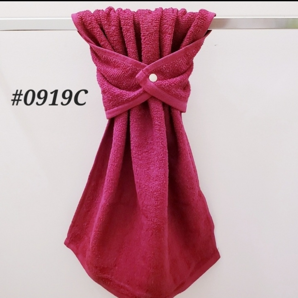 ❤️NEW!❤️ #0919-C ■Burgundy Hang'N'Snap HAND Towel 🤍Select your snap